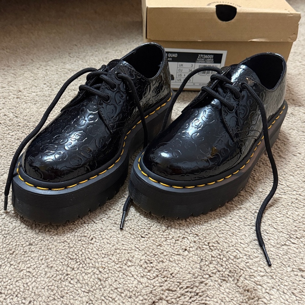 1461 LEOPARD EMBOSS PATENT LEATHER PLATFORM SHOES - Size Women’s US 5